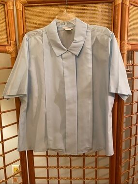 Light Blue Women's Short-Sleeve Pleated Blouse
